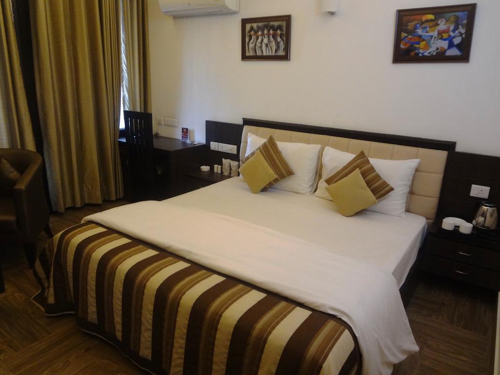 อาร์อาร์ เรสซิเดนซี Hotel เดลี ห้อง รูปภาพ
