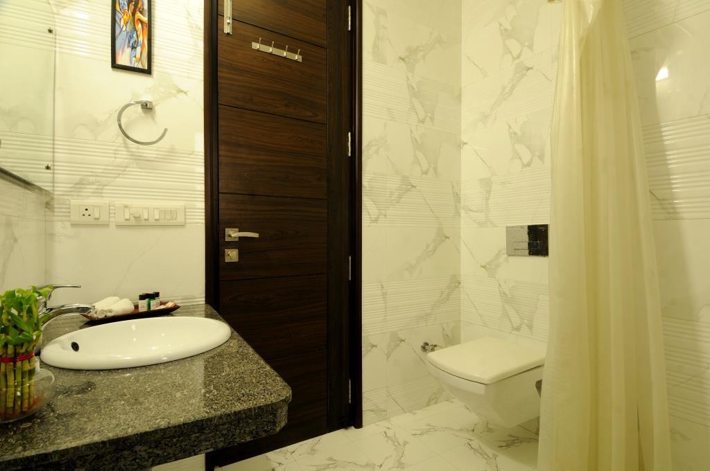 อาร์อาร์ เรสซิเดนซี Hotel เดลี ภายนอก รูปภาพ